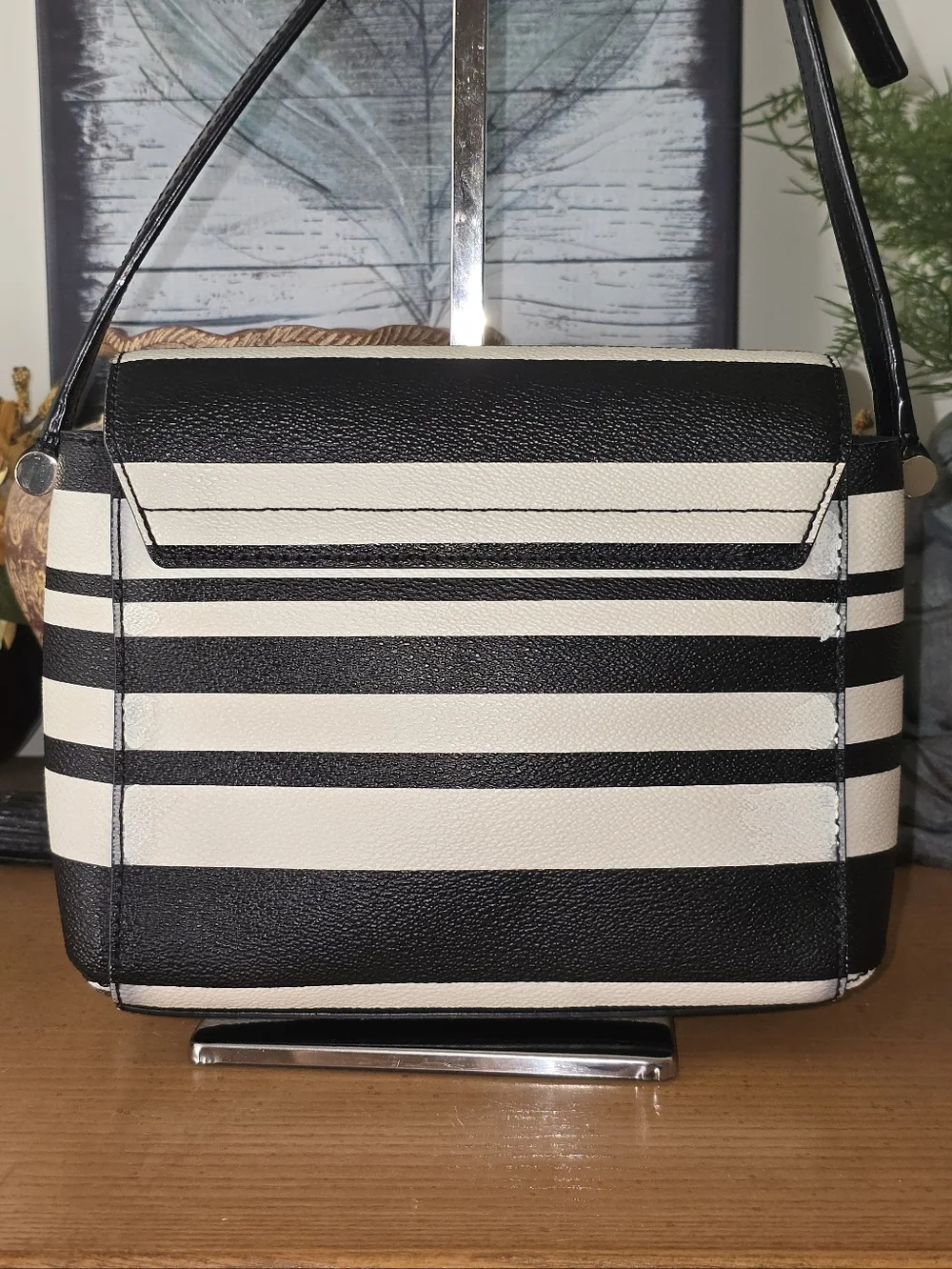 Kate Spade Arbour Hill Avva Crossbody EUC - Picture 2 of 16